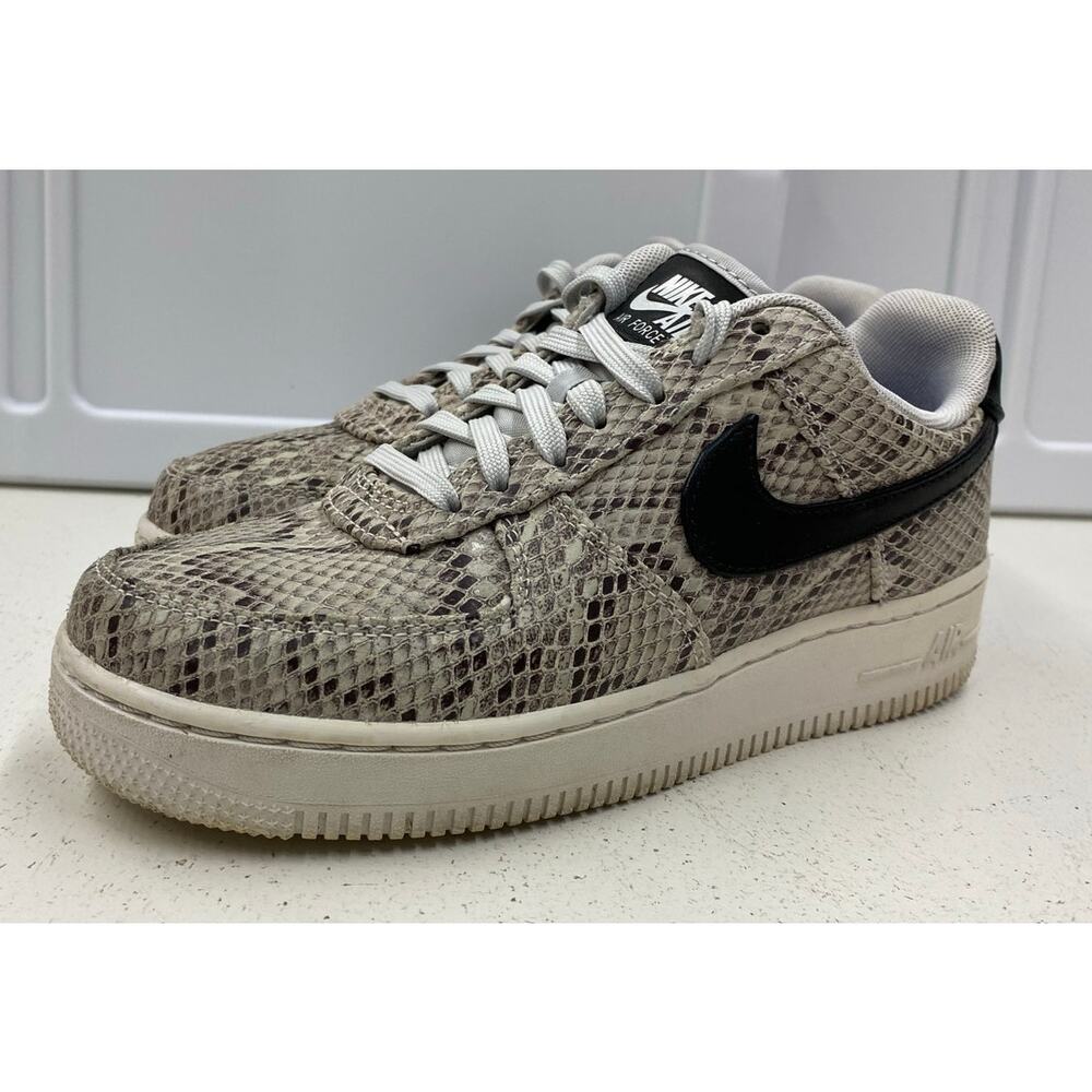 Youth Nike Air Force One AF1 Low Snakeskin reptile graphic shoes BQ4424-100, 5.5